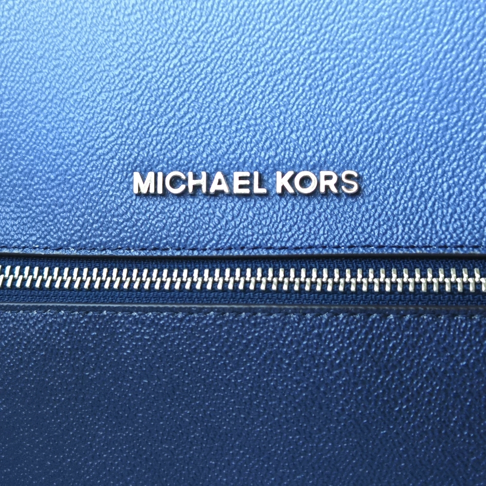 Retired MICHAEL KORS Rhea Medium Ombré Logo Backpack Navy Chambray Colorblock - Picture 5 of 14